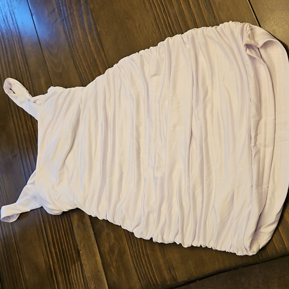 Elegant White Cut-Out Dress - Picture 5 of 5